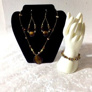 Claire’s Necklace Earrings and Bracelet Set